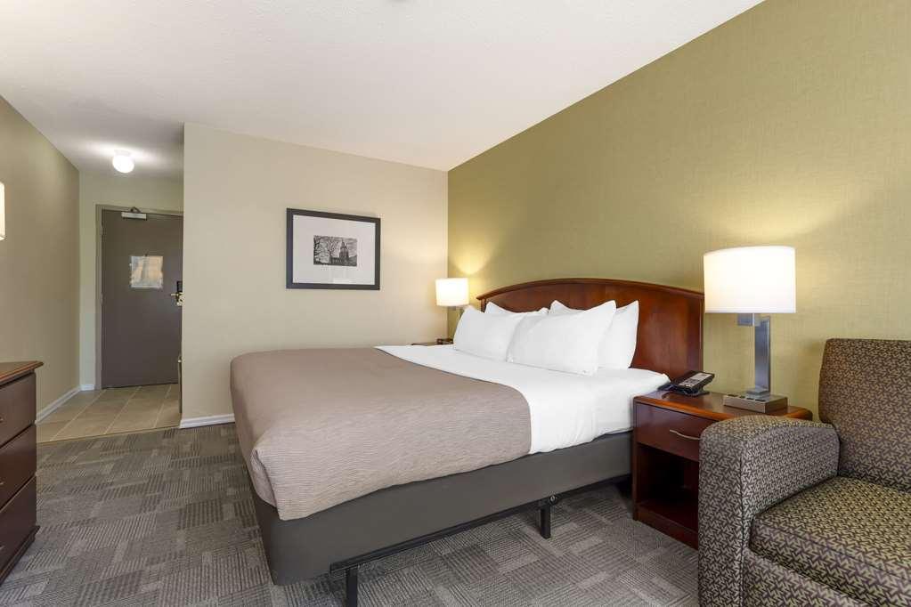 Quality Inn Peterborough Zimmer foto
